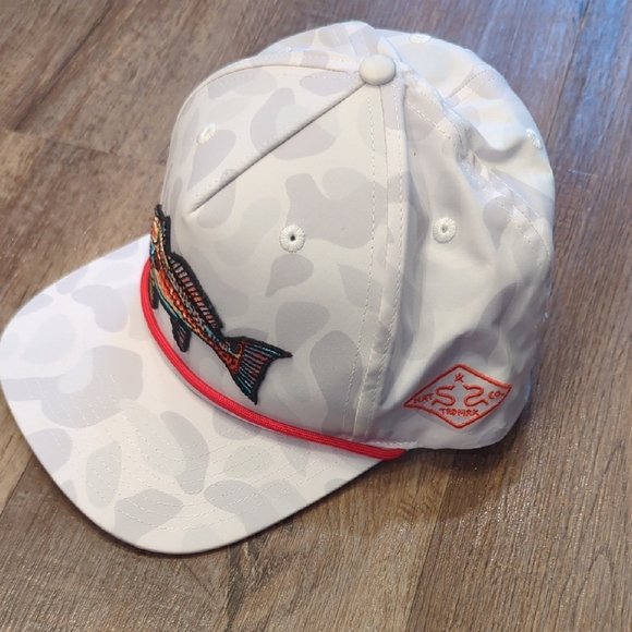 Southern String Hat Co White Camo Fish Embroidered Cap - Picture 3 of 4